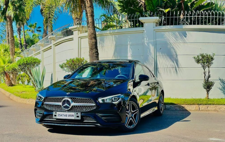 mercedes-cla-220-big-0